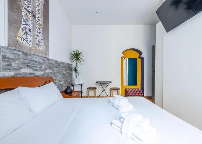 Modern - Private Bathroom - Casa de hóspedes 3*